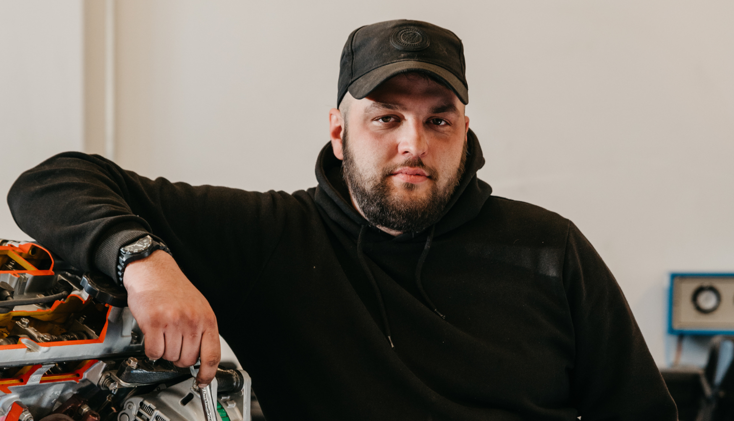 Aleksis, Liepājas Valsts tehnikuma absolvents