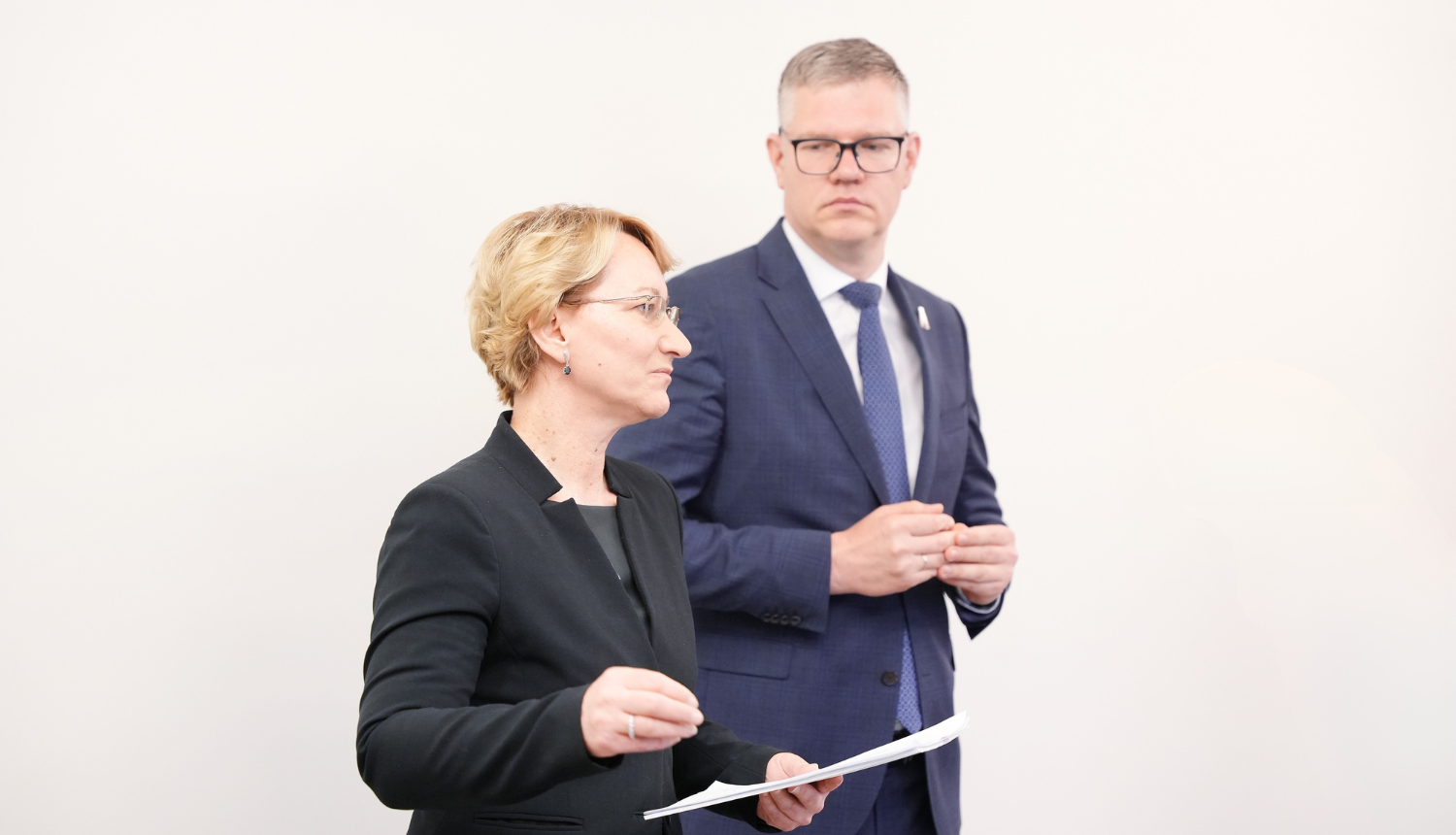 IZM ministre Dace Melbārde un Rīgas domes vicemērs Vilnis Ķirsis