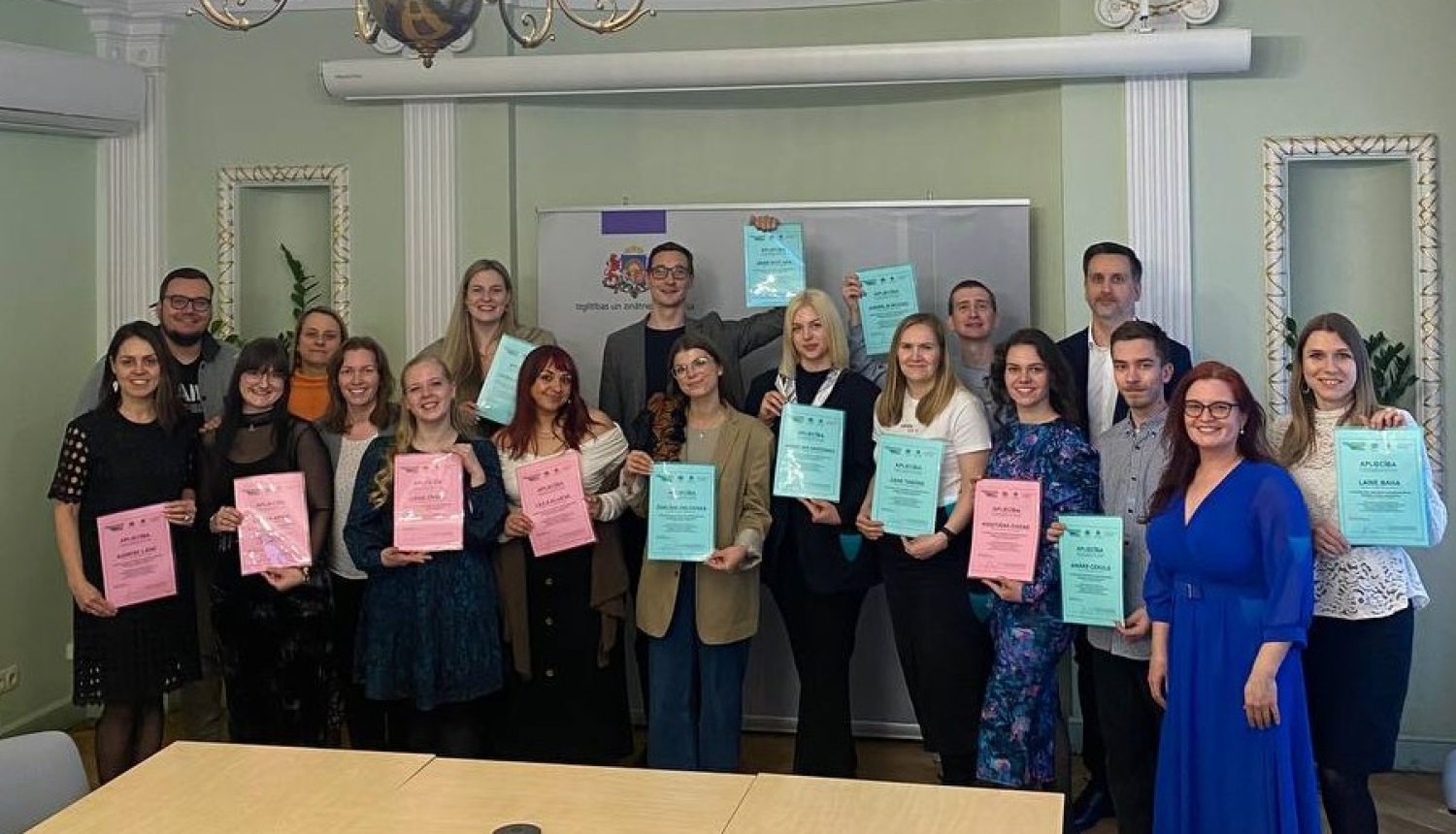 Kopbilde ar pasākuma dalībniekiem