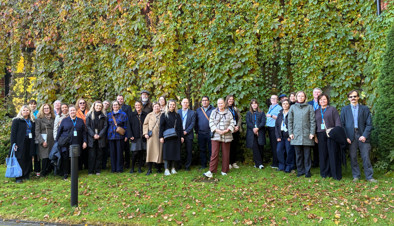 Nordplus komitejas sanaksmes dalībnieku kopbilde Siguldā