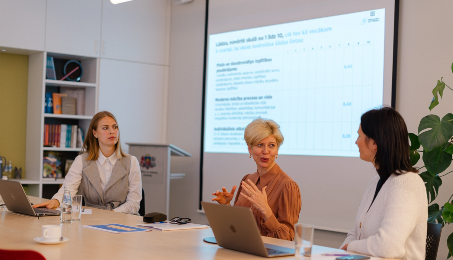 Vecāku aptaujas rezultātu prezentācija 