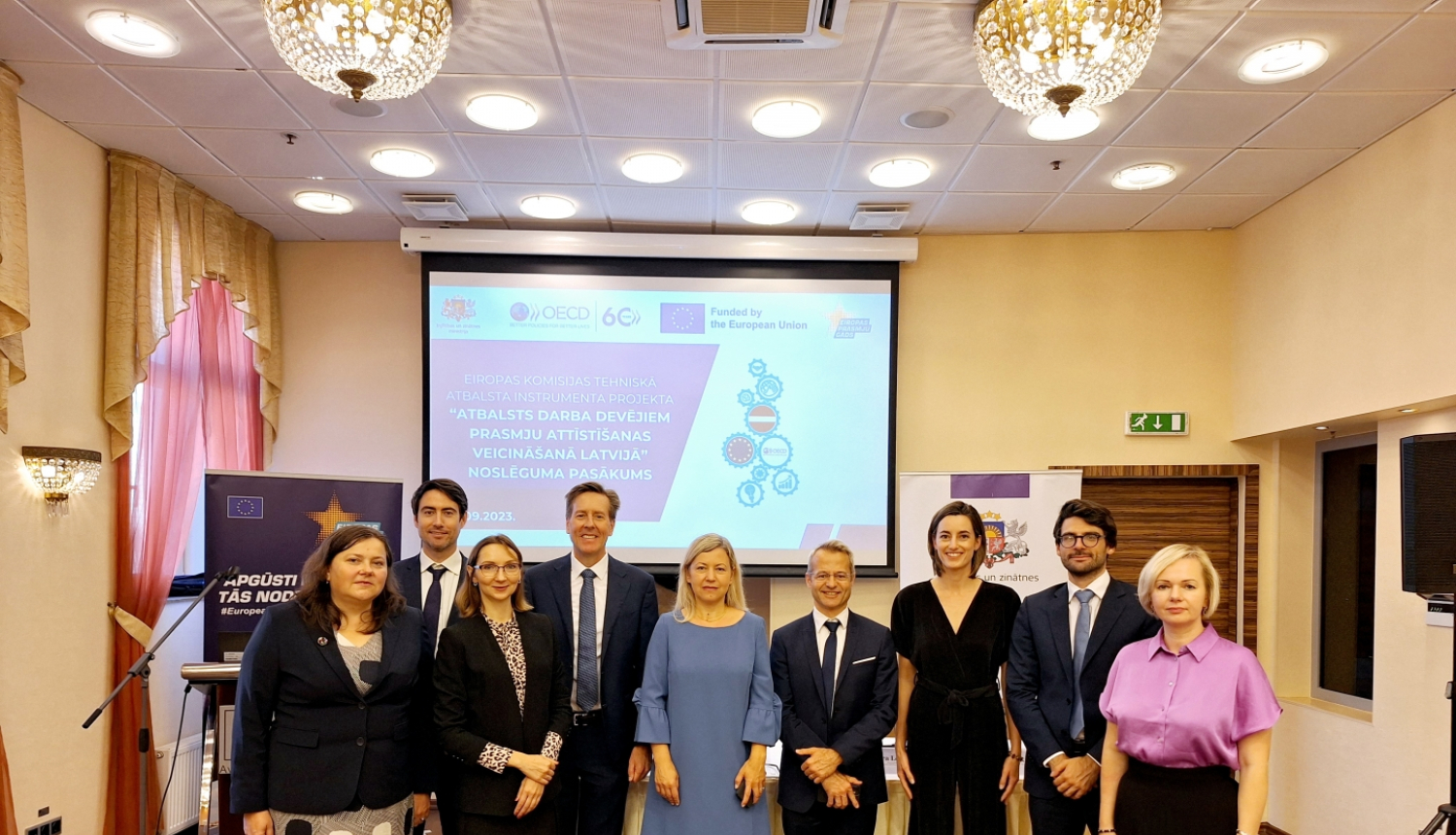 Atbalsts darba devējiem prasmju attīstīšanas veicināšanā Latvijā noslēgums 