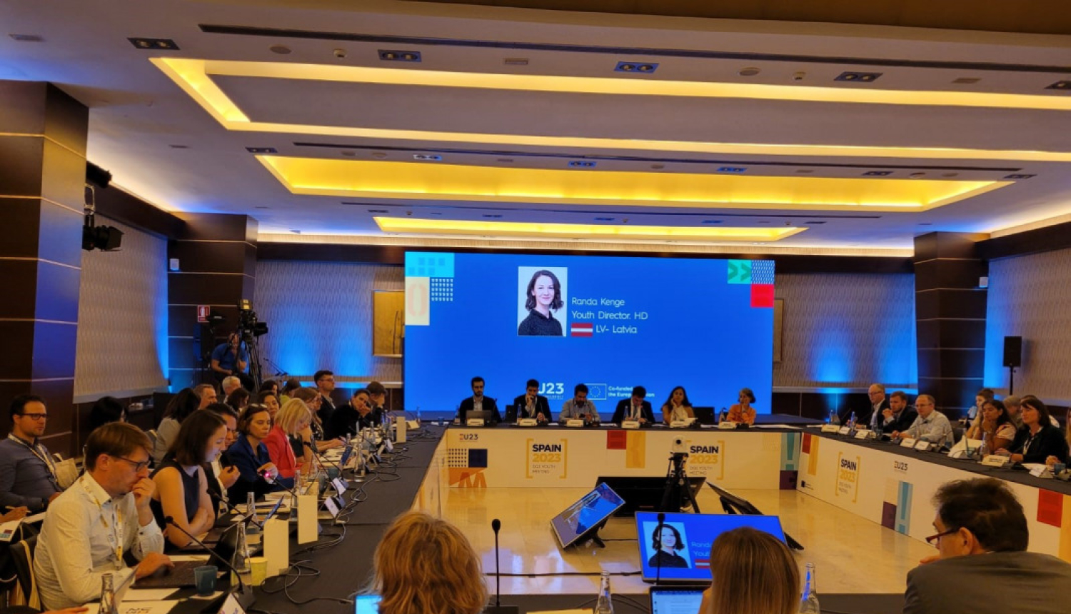 Aizvadīta Eiropas Savienības jaunatnes jomas direktoru sanāksme Spānijā