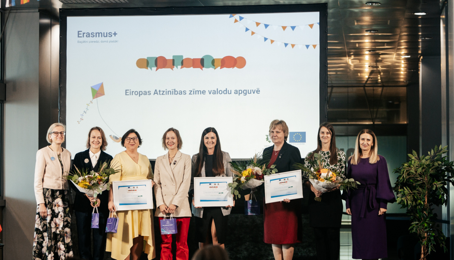 Eiropas Atzinības zīmes laureātu kopbilde