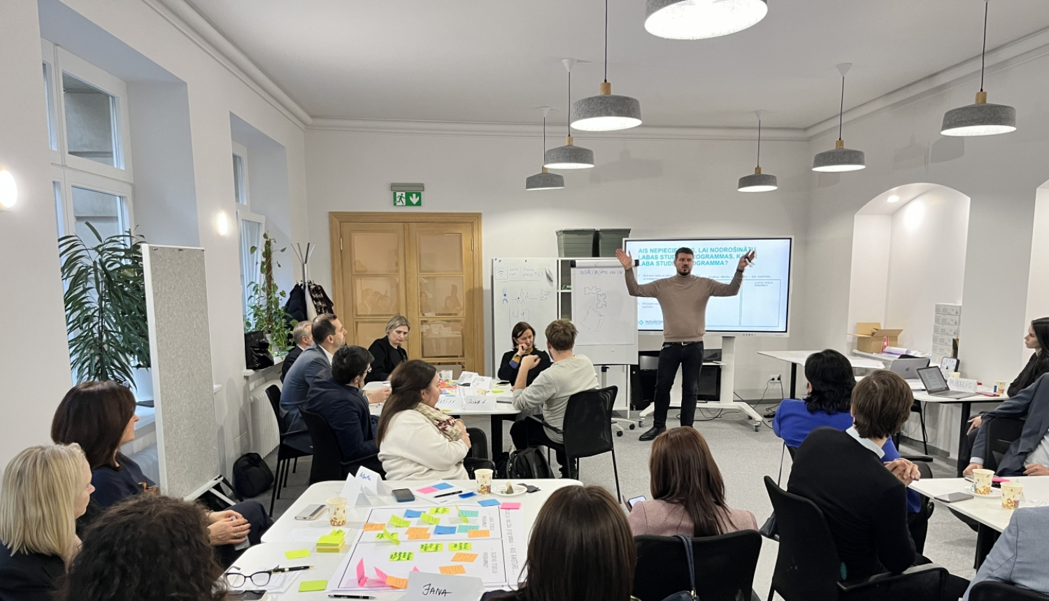 Valsts kancelejas Inovācijas laboratorijā izstrādā augstākās izglītības standartu 