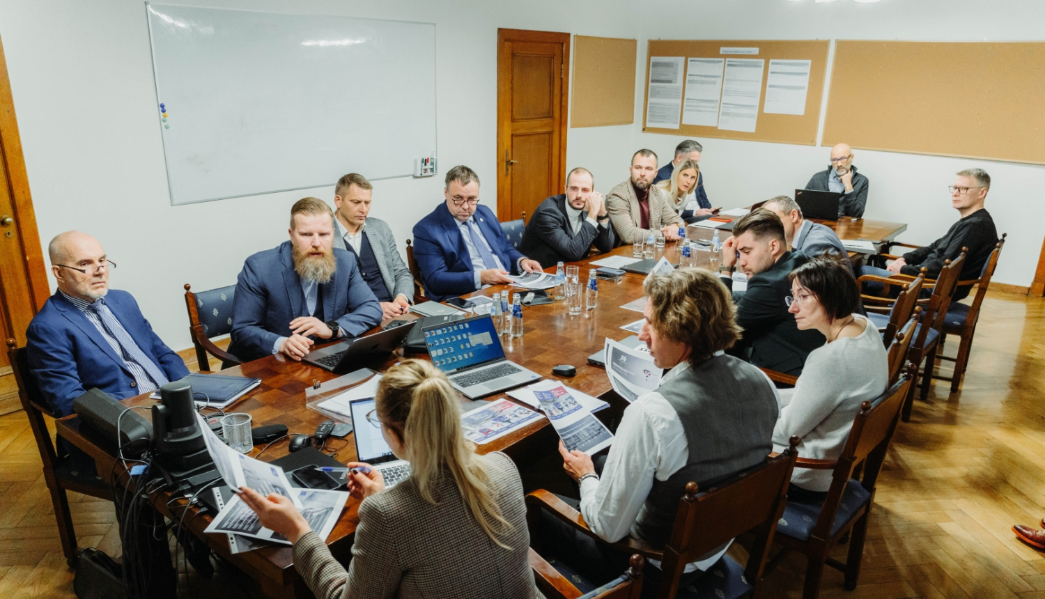 Izglītības un zinātnes ministrijas, Latvijas Olimpiskās komitejas un ziemas sporta veidu federāciju pārstāvju tikšanās