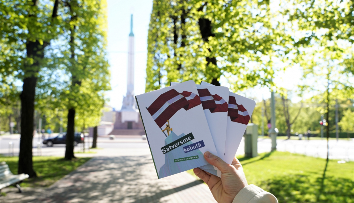 Satversme Kabatā 9.klašu absolventiem