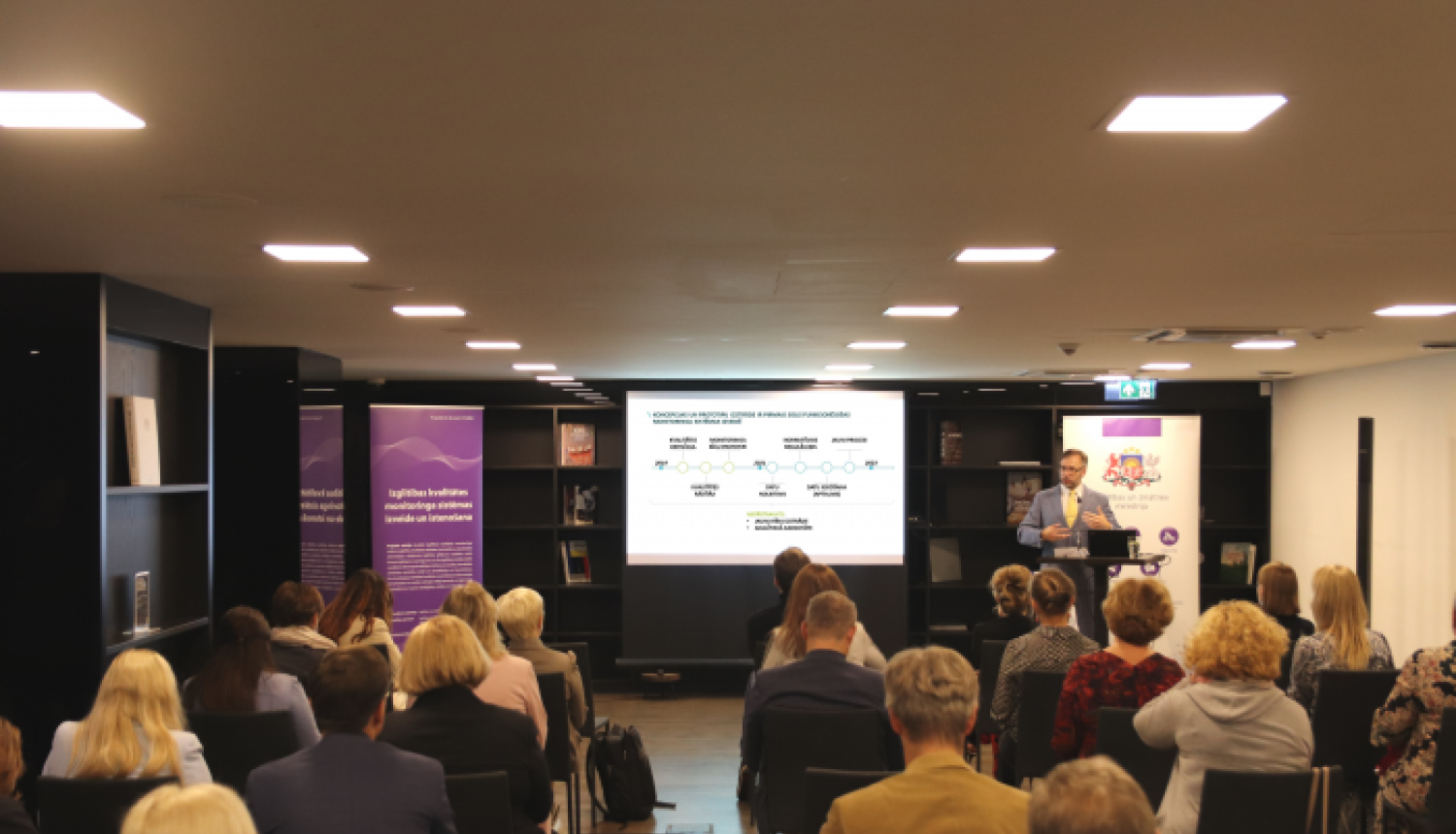 Izglītības kvalitātes monitoringa sistēmas un rīku apraksta prezentācija