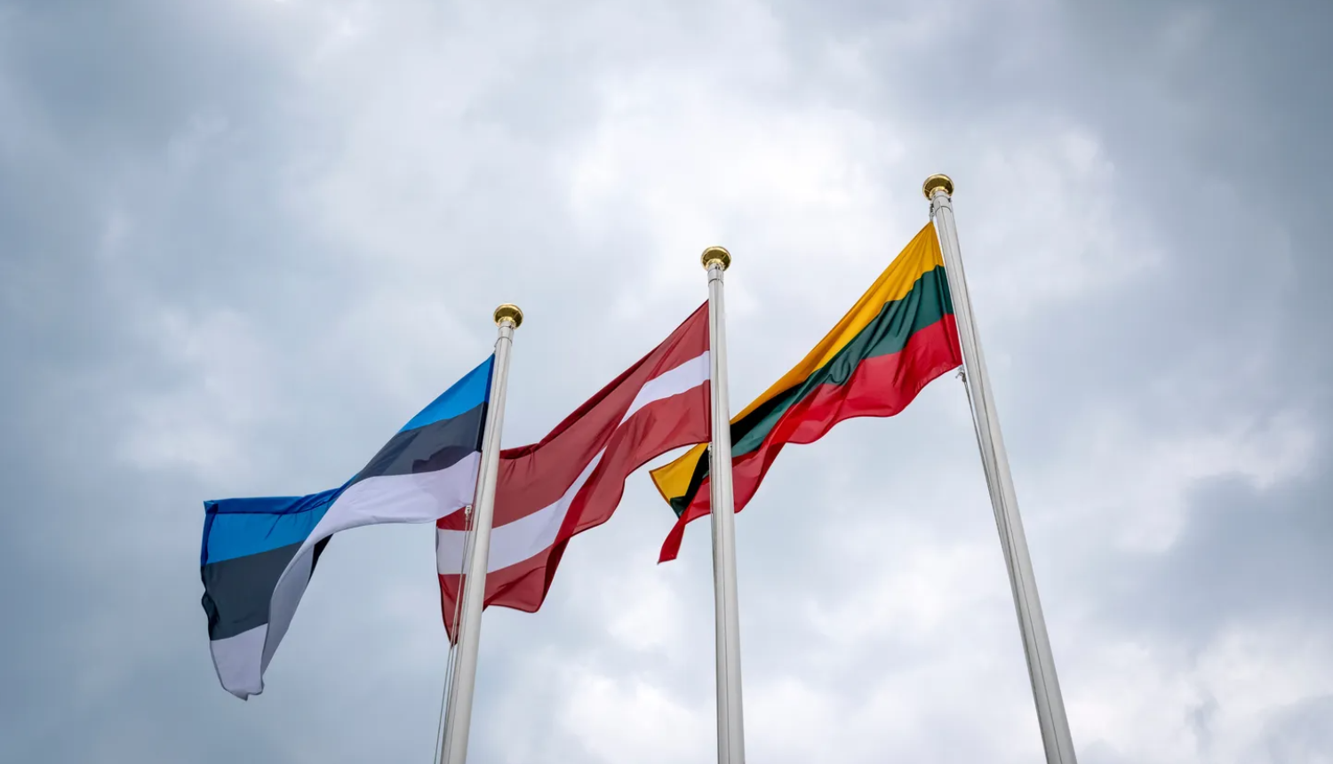 Igaunijas, Latvijas un Lietuvas karogs