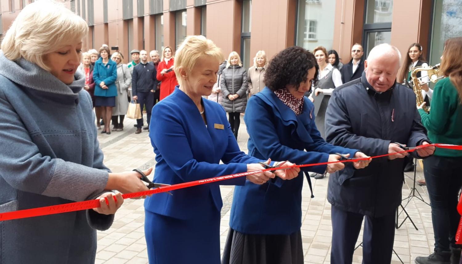 Dobeles novadā atklāts Dabaszinātņu mācību centrs