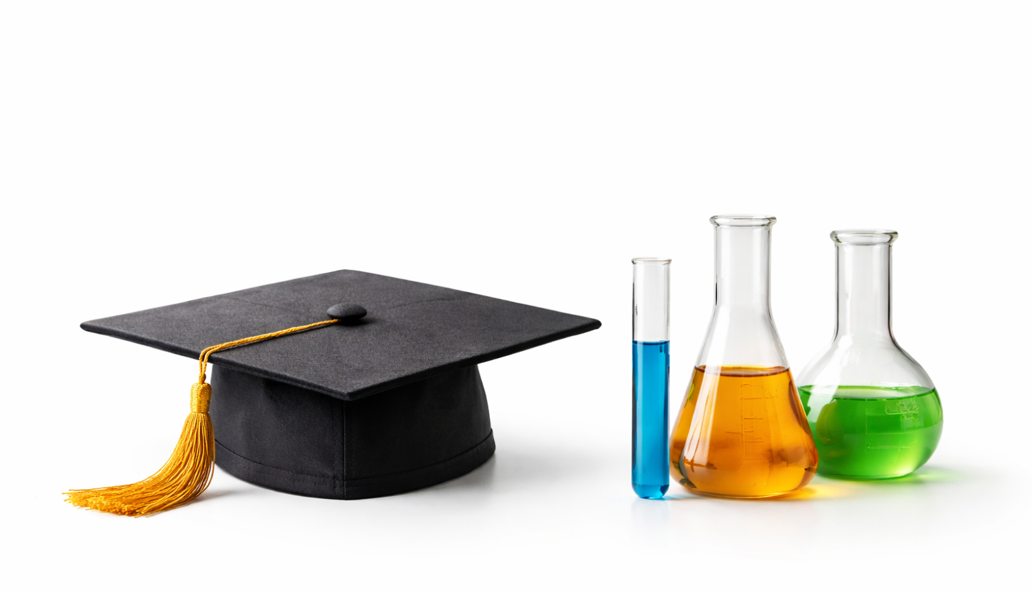 Absolventa cepure un mēģenes