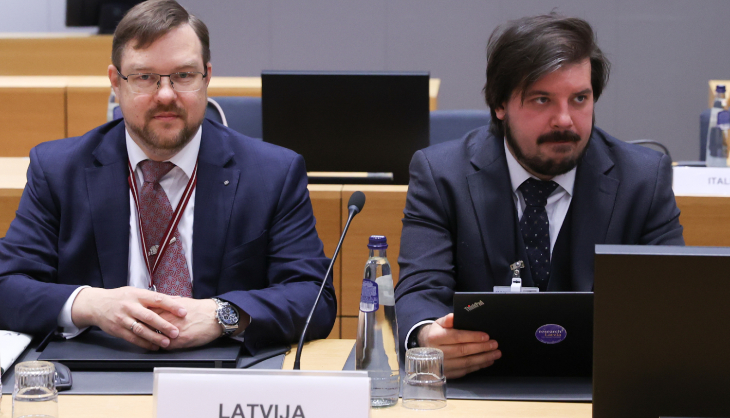 IZM valsts sekretāra p.i. Jānis Paiders un Latvijas Republikas pastāvīgās pārstāves Eiropas Savienībā vietnieks Mārtiņš Kreitus