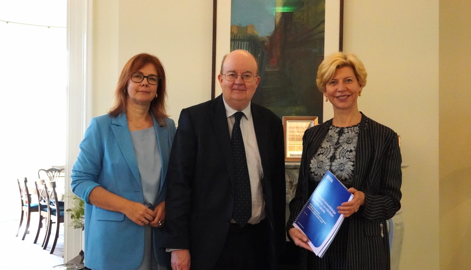 Izglītības un zinātnes ministre Anda Čakša tiekas ar Lielbritānijas vēstnieku Latvijā Paulu Brumelu un Britu padomes pārstāvniecības Latvijā pārstāvjiem